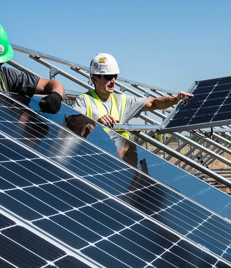 Montage von Photovoltaikmodulen